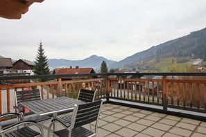 شقة - غرفتا نوم (Incl. 163 EUR Cleaning Fee) | شرفة/رواق