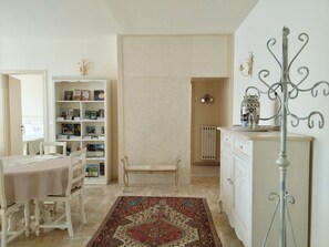 Appartement, 2 chambres | Coin séjour