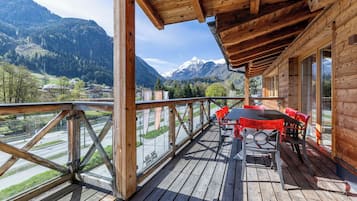 Penthouse, 4 Bedrooms with sofa bed | Balcony