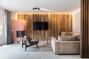 Living area - AvenidA Mountain Resort by Alpin Rentals - incl Summercard (Kaprun)