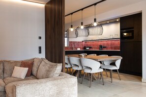 Living area - AvenidA Mountain Resort by Alpin Rentals - incl Summercard (Kaprun)