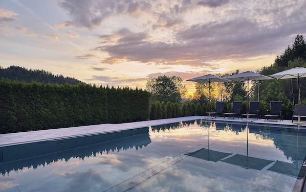 Indoor pool, outdoor pool, pool loungers