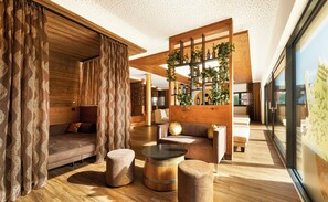 Behandlungsräume für Paare, Sauna, Whirlpool, Dampfbad