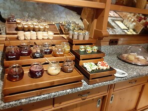 Gratis frukostbuffé varje dag