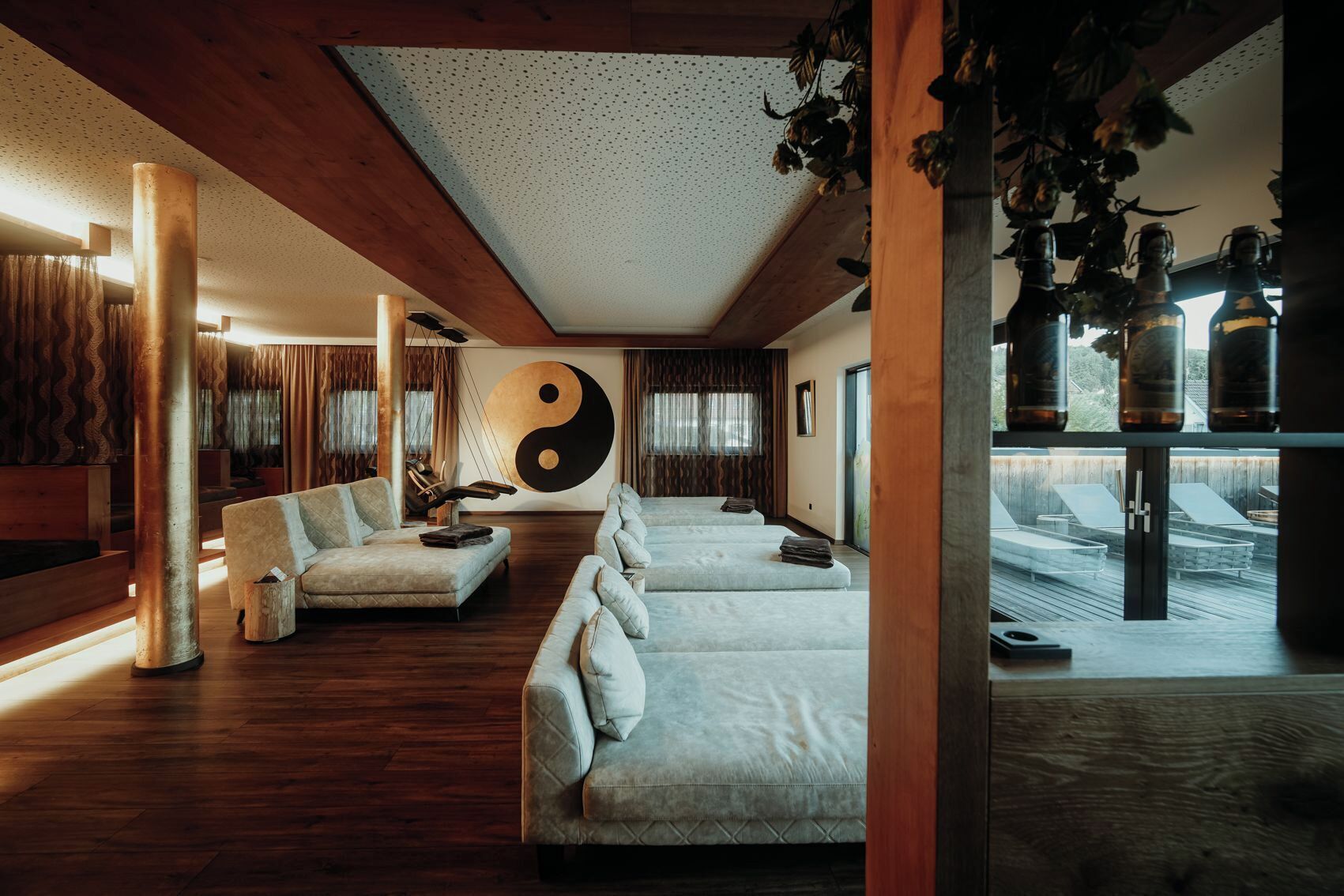 couples treatment room(s), sauna, hot tub, steam room, body treatments