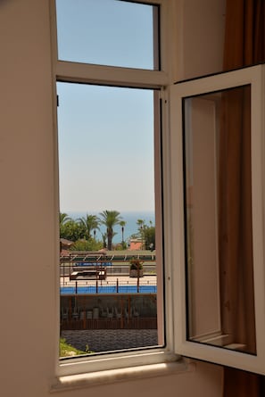 Desk, cots/infant beds, free WiFi - Kaya Apart Hotel Side (Manavgat)