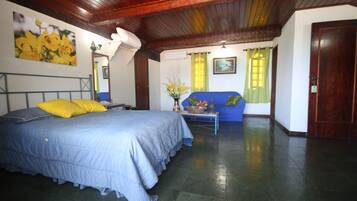 Honeymoon Room | Minibar, individually decorated, blackout drapes, free WiFi