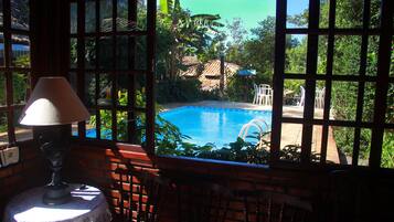 Outdoor pool, pool umbrellas, sun loungers