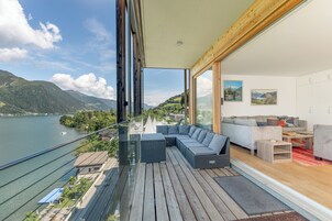 Superior Penthouse, 3 Bedrooms (BV7.1 / Excl. 215 EUR cleaning fee) | Terrace/patio