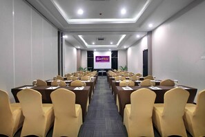 Meeting facility - Quest Hotel Balikpapan by ASTON (Balikpapan)