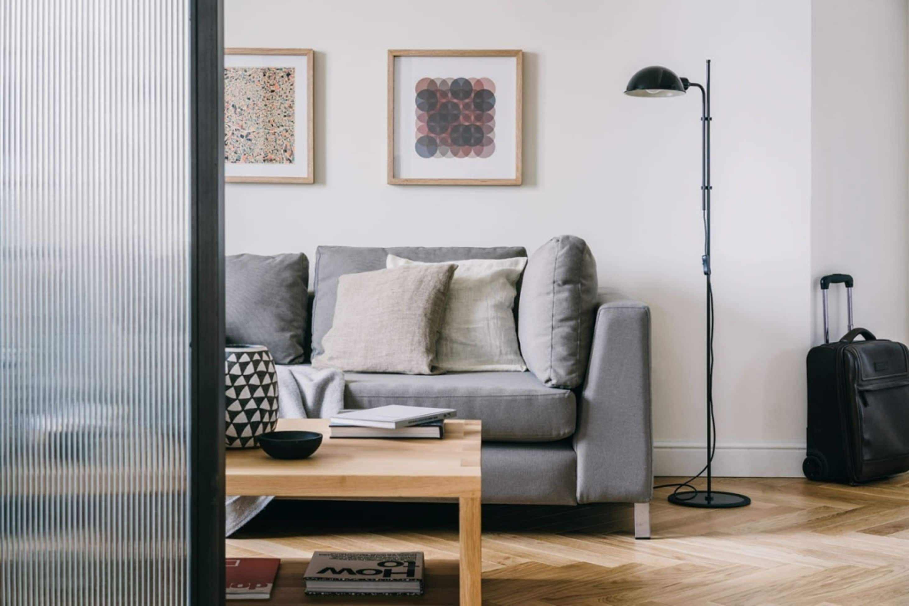 luxury suite, city view (high floor) | egyptian cotton sheets, premium bedding, down duvets, memory-foam beds