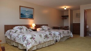 Deluxe Room, 2 Double Beds, Non Smoking, Kitchenette | Individually decorated, individually furnished, bed sheets - The Inn Between the Beaches (York Beach)