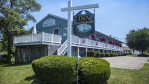 Exterior - The Inn Between the Beaches (York Beach)