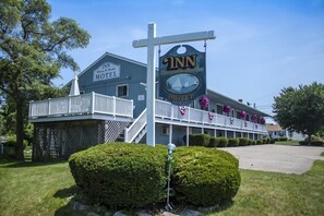 Exterior - The Inn Between the Beaches (York Beach)