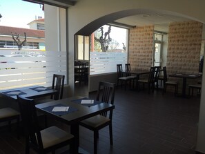 Daily buffet breakfast (EUR 8.00 per person)