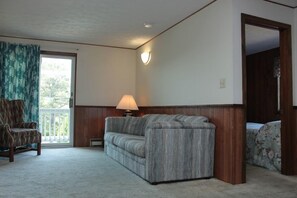 2 Bedroom Non Air Conditioned Apartment with Kitchen | Free WiFi