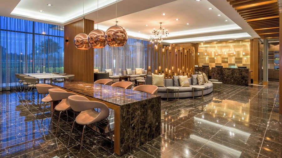 Courtyard by Marriott Bogota Airport