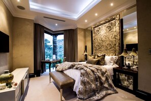Villa exclusiva, 3 habitaciones | Ropa de cama de alta calidad y minibar