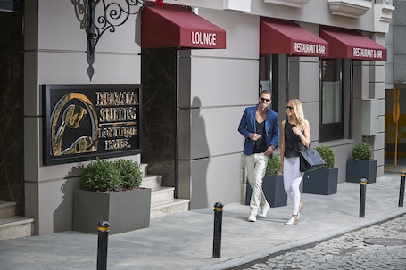 Front of property. Renata Boutique Hotel - Boutique Class