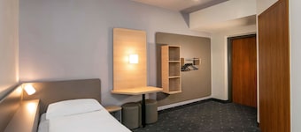 B&B HOTEL Berlin-Adlershof