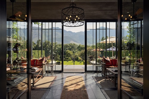 Leeu Estates