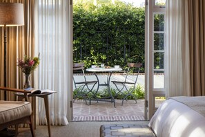 Habitación clásica, terraza | Vistas desde la habitación