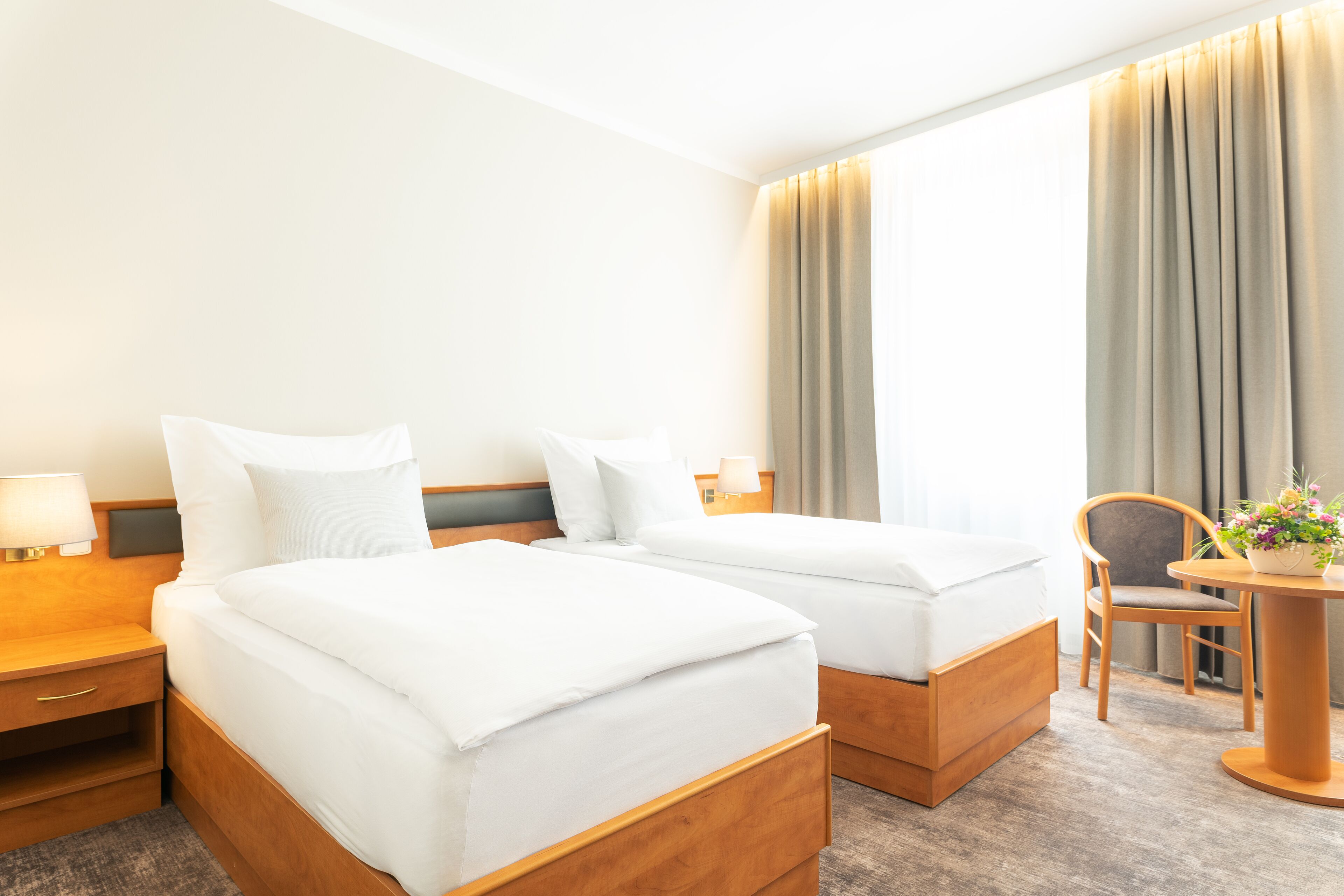 superior double or twin room | in-room safe, desk, free wifi, bed sheets