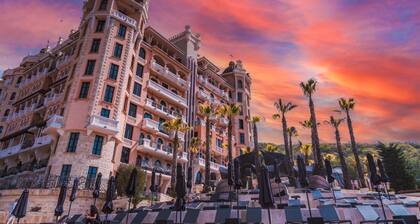 Royal Castle Design & SPA Hotel