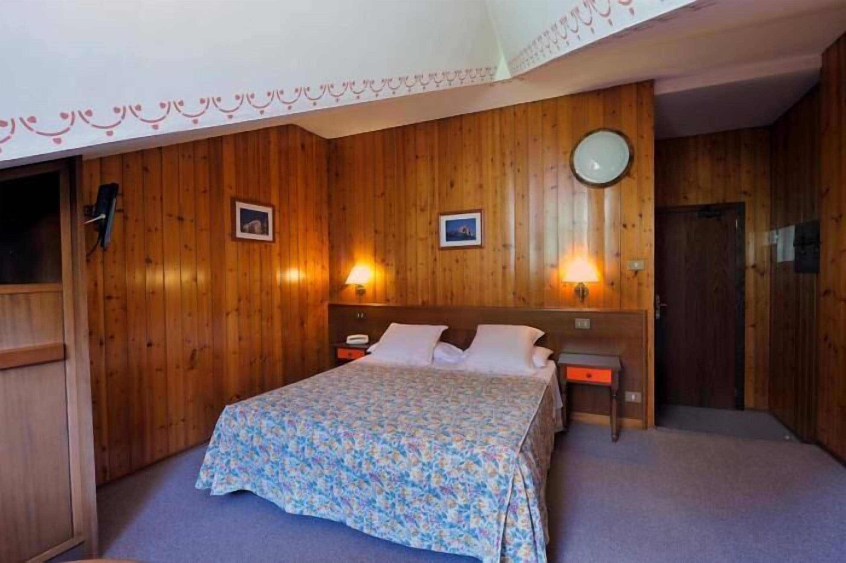 double or twin room | desk, free wifi