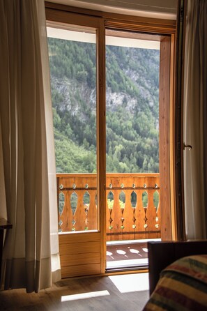 Escritorio y wifi gratis 