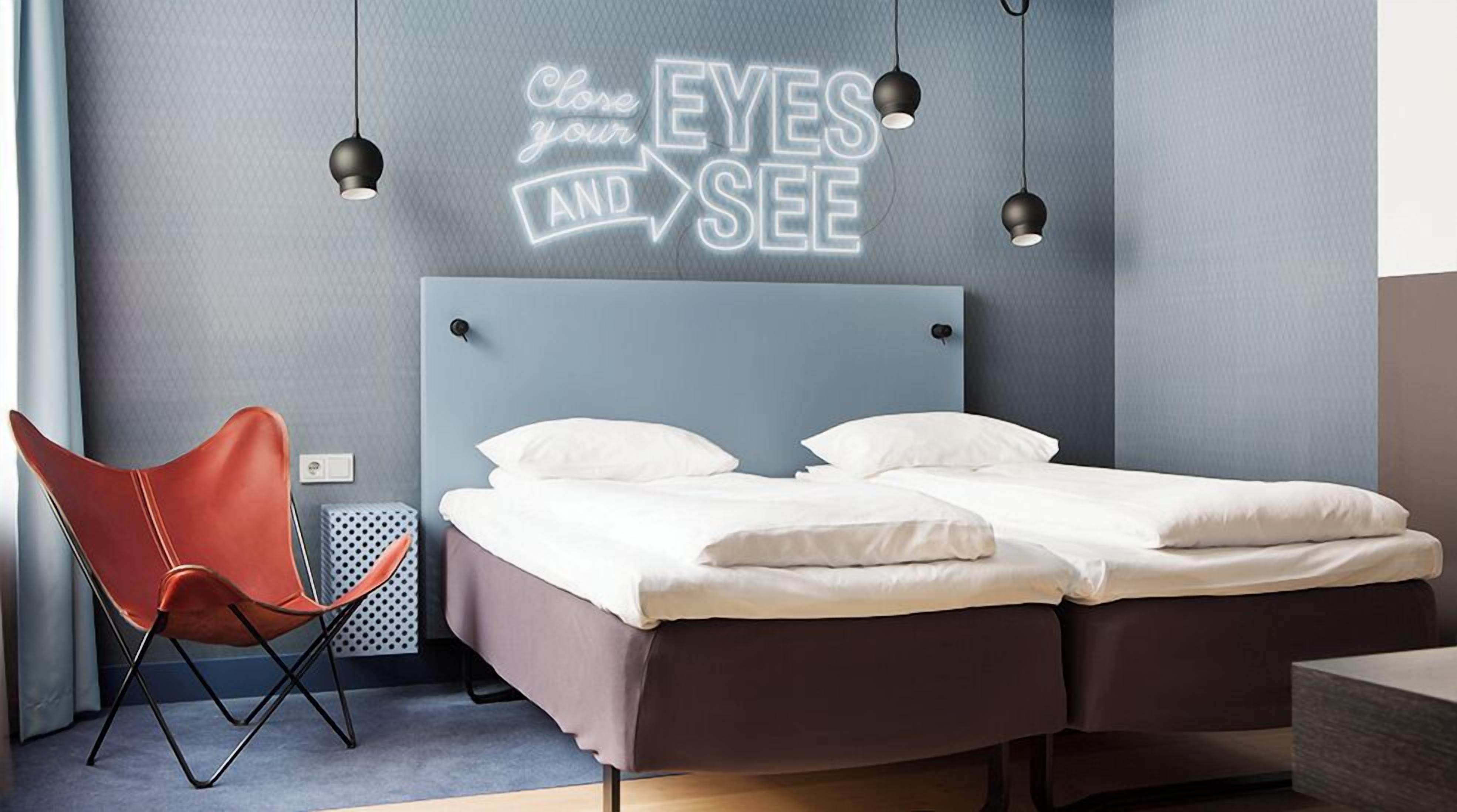 Superior Twin Room | Individually decorated, individually furnished, desk, cribs/infant beds