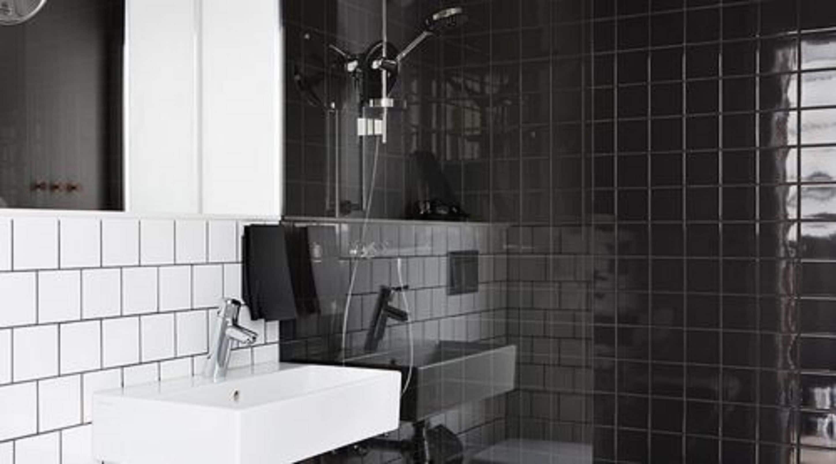 shower, hair dryer, heated floors, towels