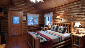 Signature Cabin, Non Smoking, Private Bathroom | Egyptian cotton sheets, premium bedding, iron/ironing board (on request) - Silverwolf Log Chalet Resort (Coram)