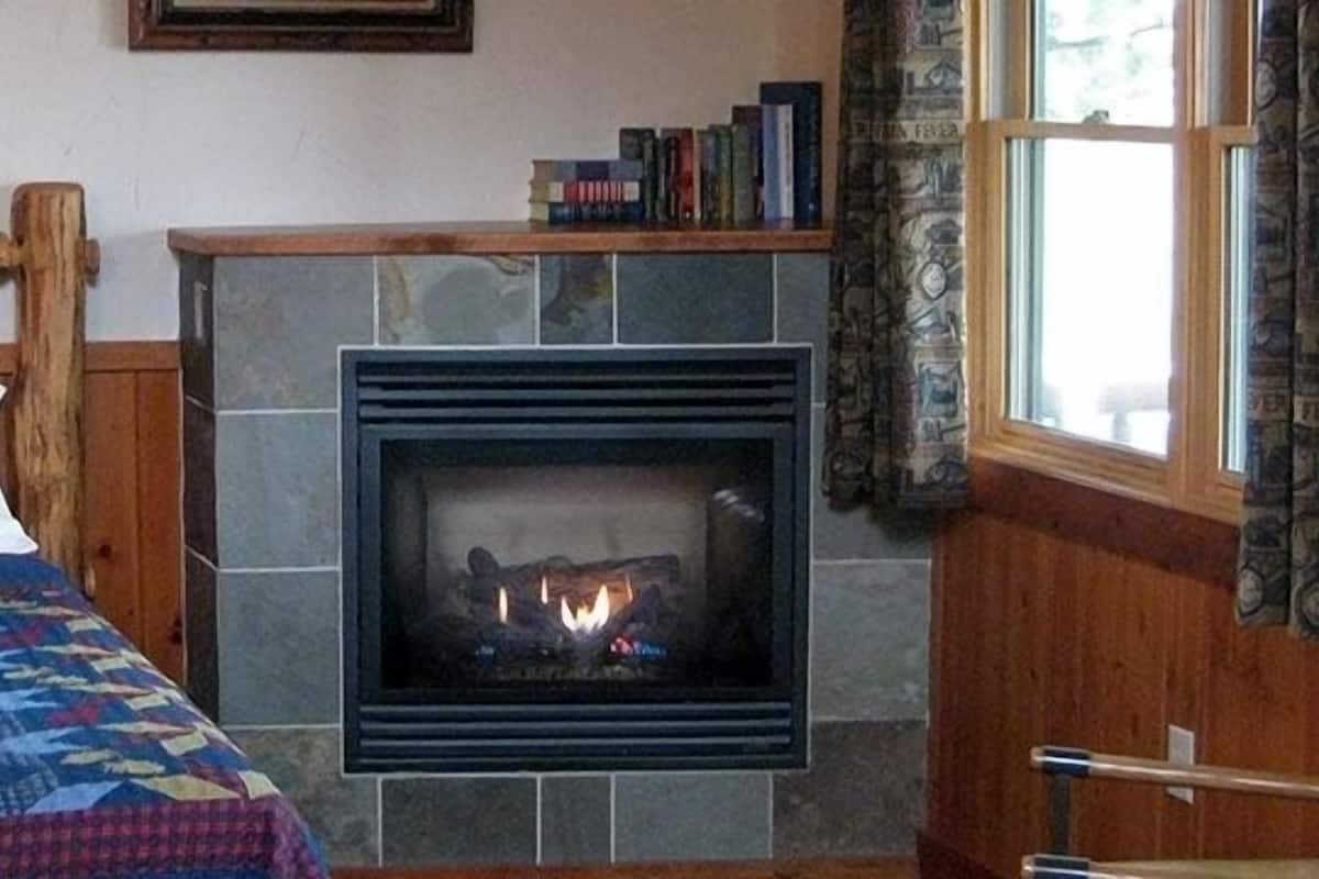 Traditional Cabin, 2 Queen Beds, Non Smoking, Mountain View