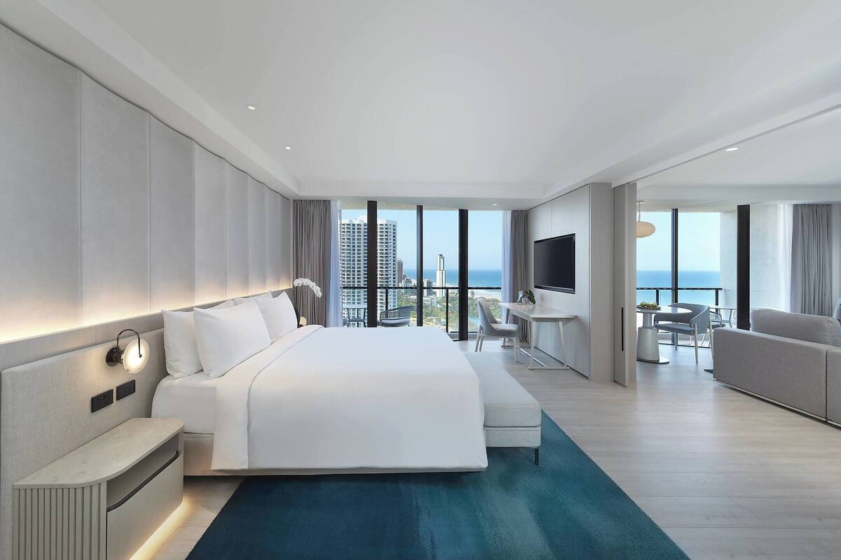 Suite Deluxe, vistas al mar (Qantas Demo) | 2 dormitorios, edredones de plumas, decoración individual