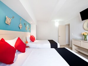 Standard Triple Room, Multiple Beds | Iron/ironing board, free WiFi, bed sheets - Hotel El Andariego (Oaxaca)