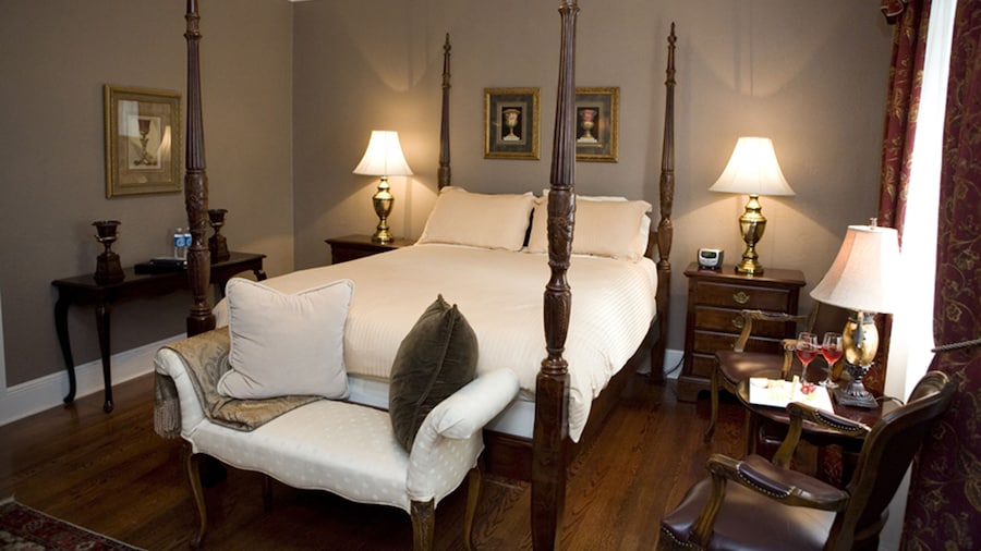 The Belvedere Inn & Restaurant