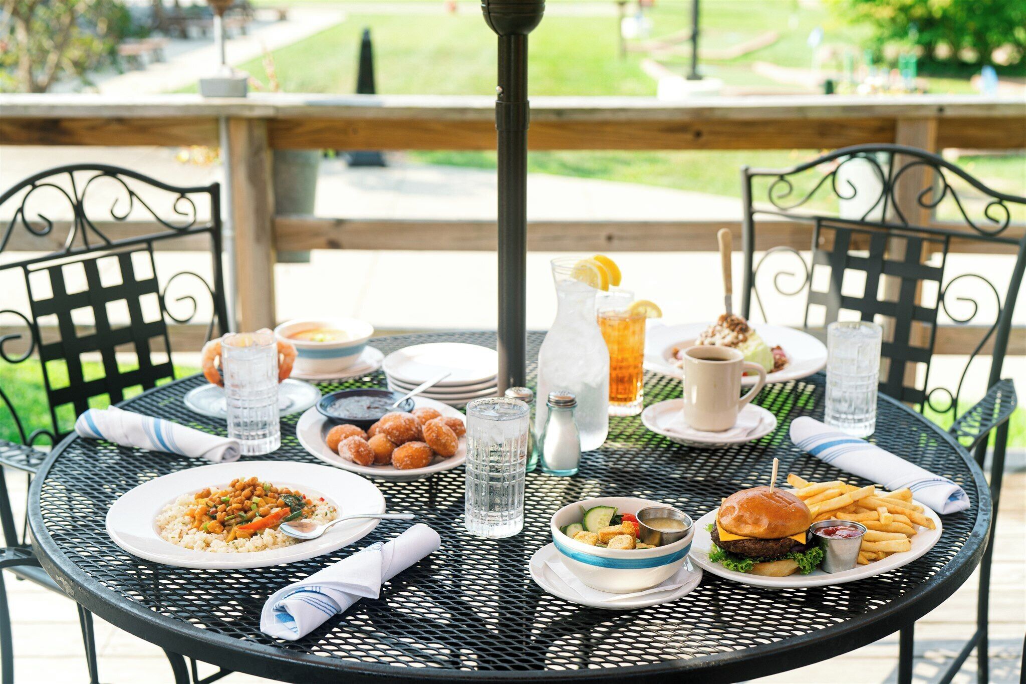 breakfast, lunch and dinner served