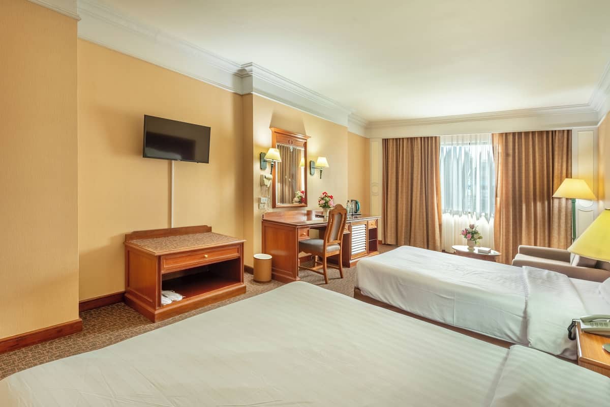 Minibar, in-room safe, desk, blackout drapes