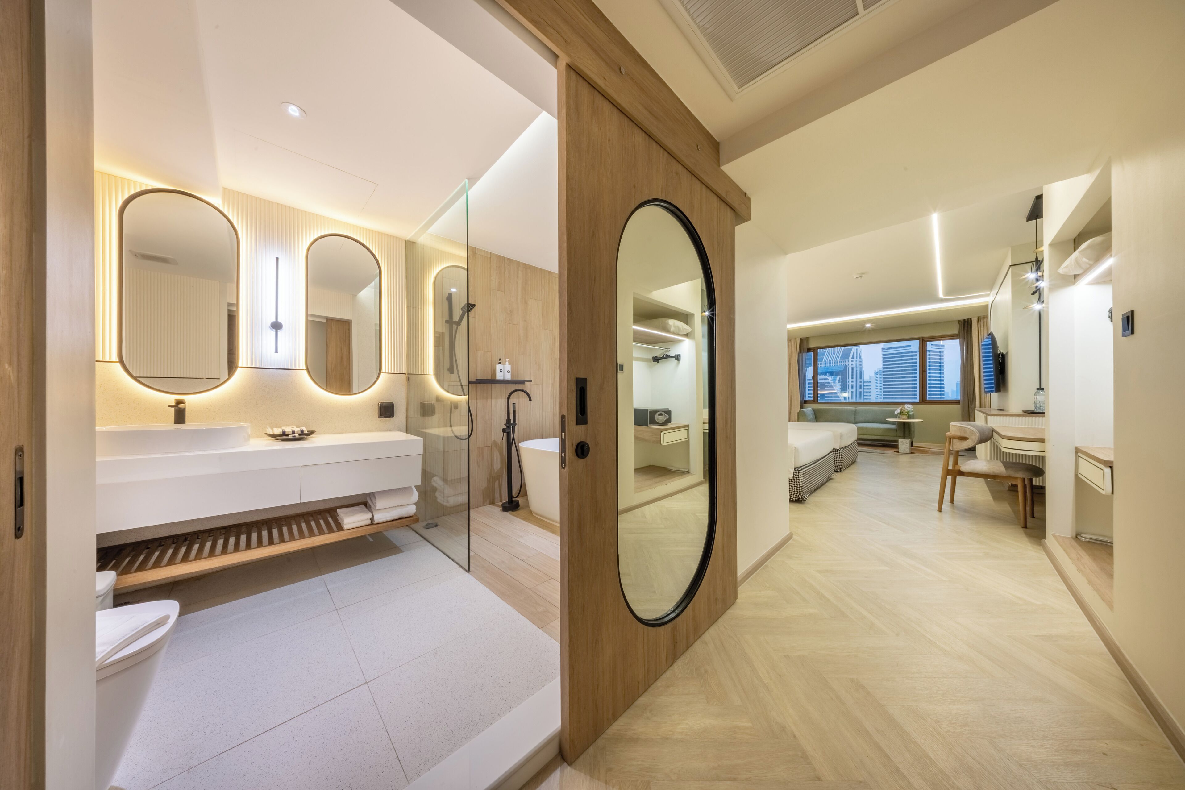 Foto - Royal Benja Hotel - Big Rooms, Family Friendly