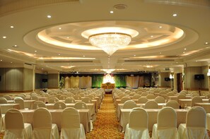 Meeting facility - Royal Benja Hotel - Big Room Family-Friendly (Bangkok)