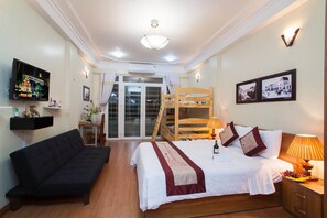 Camera Executive, 1 camera da letto, bagno privato, vista città | Vista città