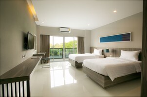 Quarto duplo premier | Escrivaninha, Wi-Fi de cortesia, roupa de cama