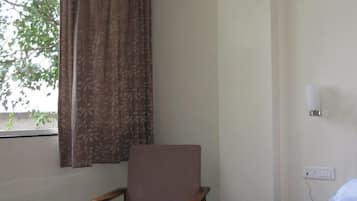 Standaard kamer, 1 tweepersoonsbed | Kameruitzicht