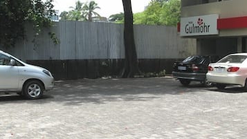 Ubetjent parkering (inkludert)