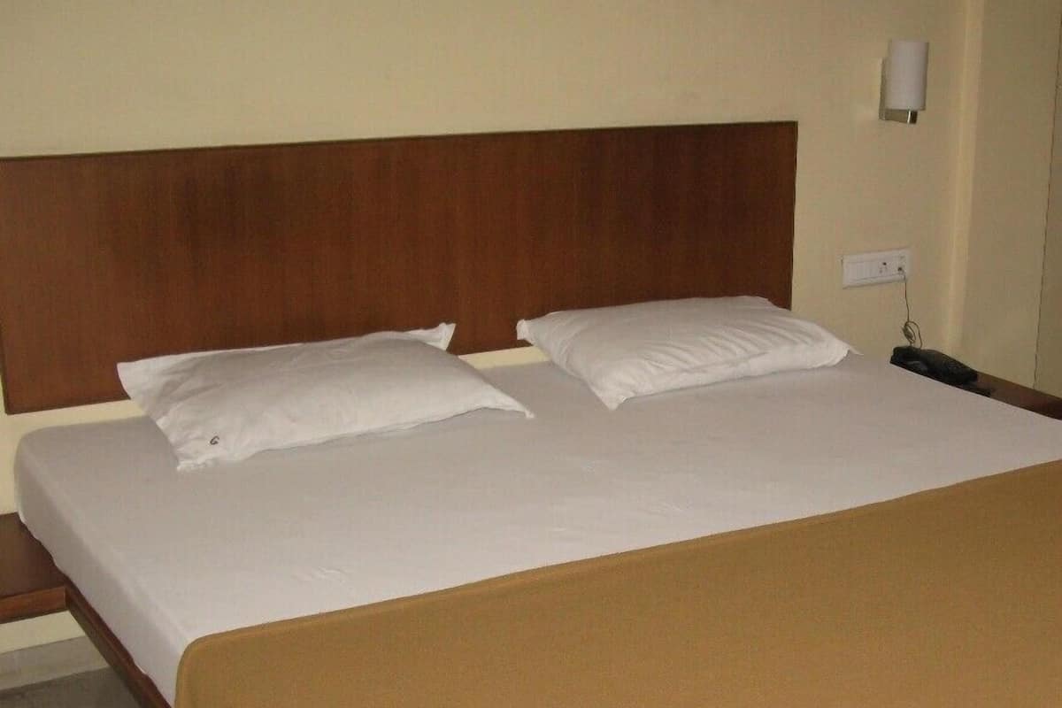 Standard Room Non AC | Rollaway beds