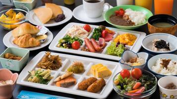 Daily buffet breakfast for a fee