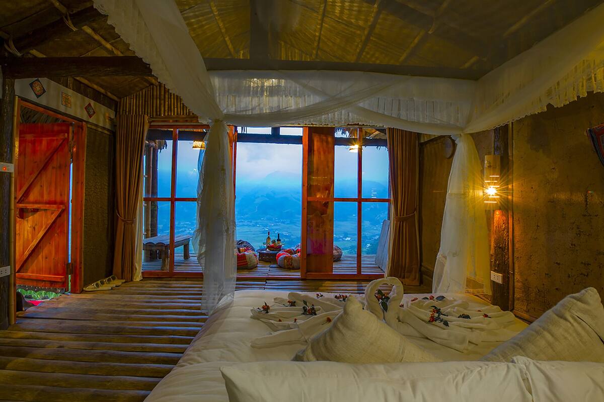 traditional bungalow, mountain view | 1 bedroom, individually decorated, individually furnished, desk