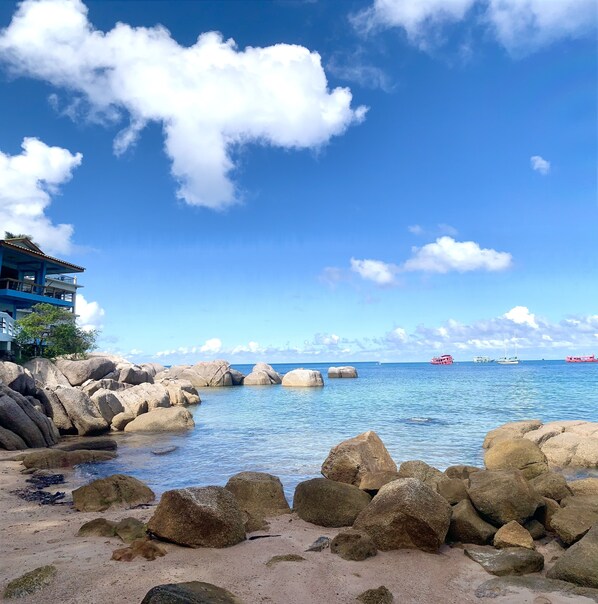 المنشأة من الخارج