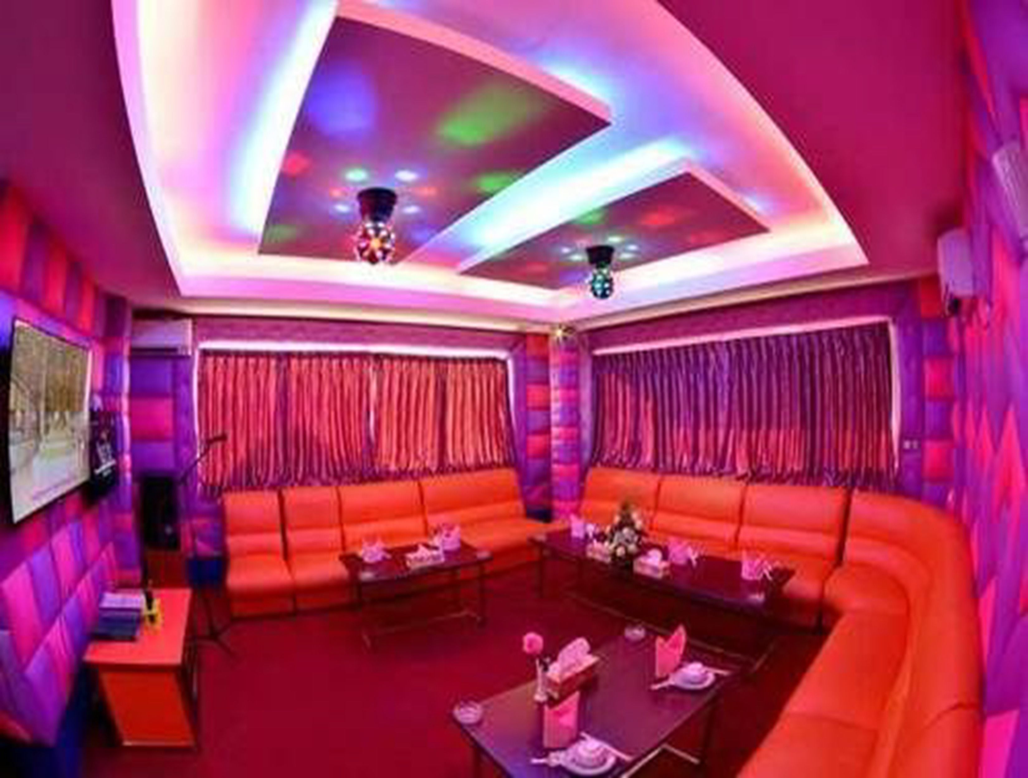 karaoke room